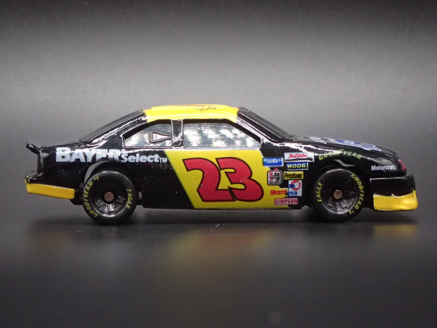 1994 94 FORD THUNDERBIRD 23 CHAD LITTLE NASCAR 1:64 SCALE DIECAST MODEL CAR