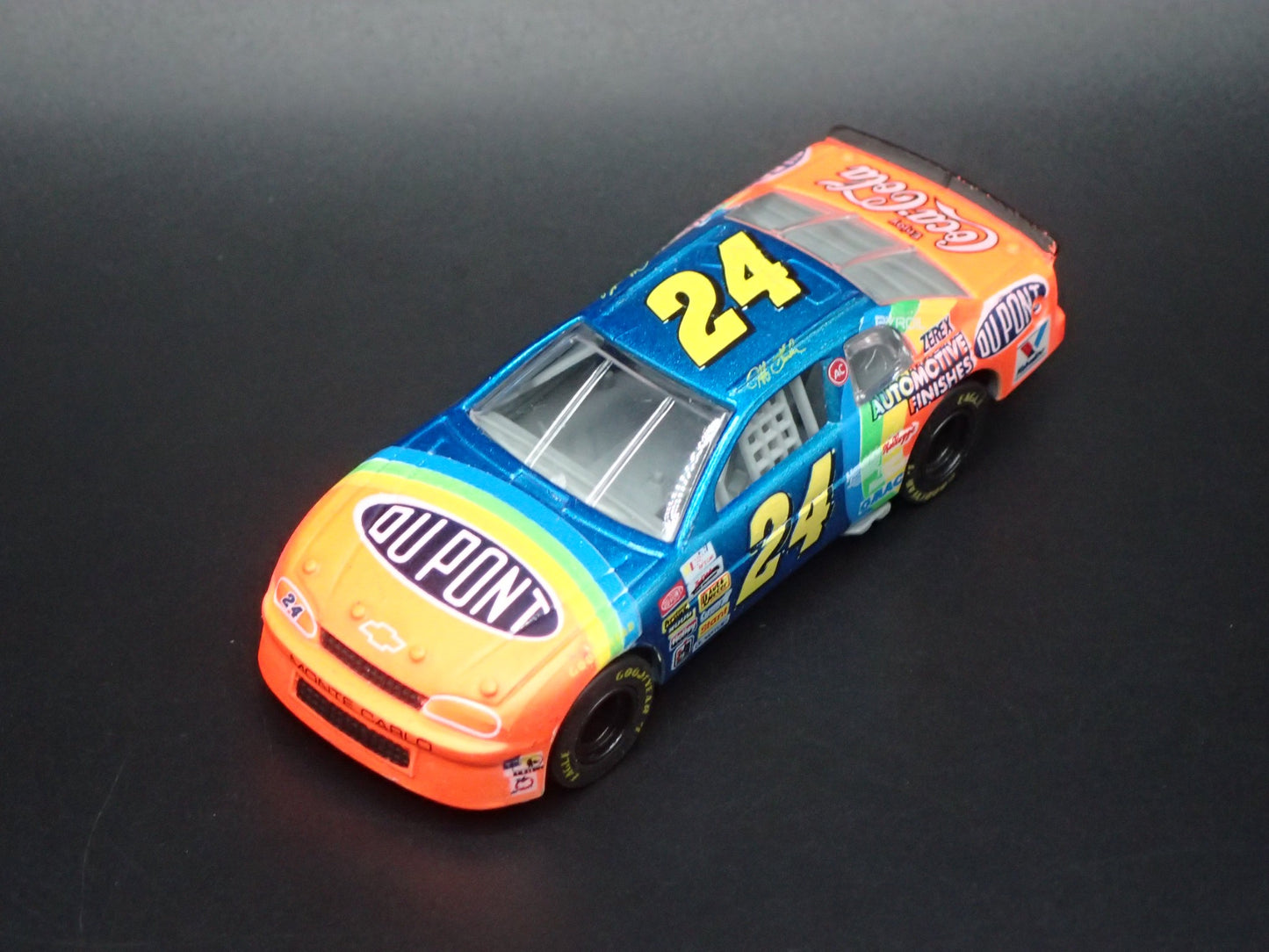 1995 95 CHEVROLET MONTE CARLO 24 JEFF GORDON NASCAR 1:64 SCALE DIECAST MODEL CAR