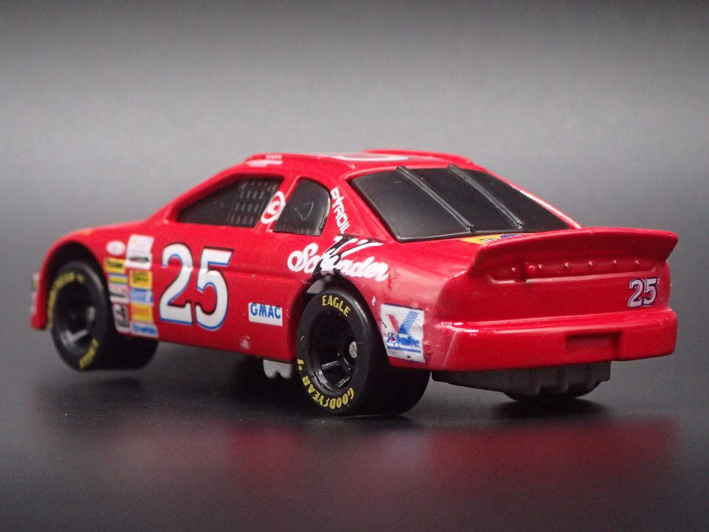1995 CHEVY CHEVROLET MONTE CARLO 25 KEN SCHRADER NASCAR 1:64 DIECAST MODEL CAR