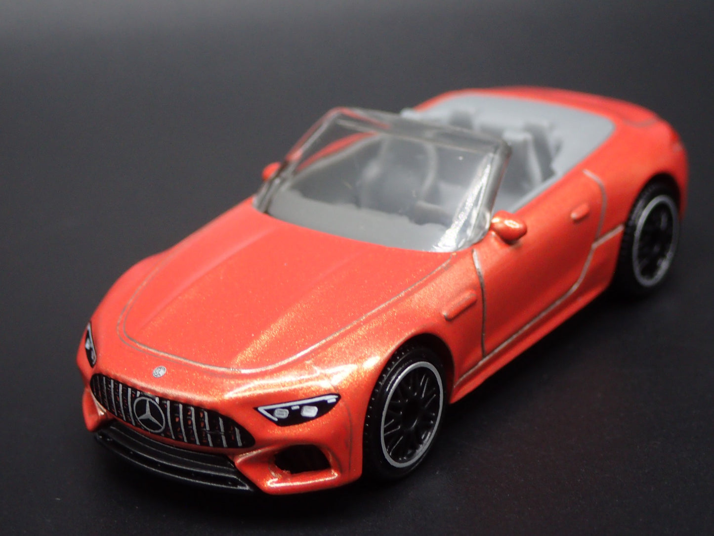 2022-2025 MERCEDES-BENZ AMG SL 63 CONVERTIBLE ORG 1:64 SCALE DIECAST MODEL CAR