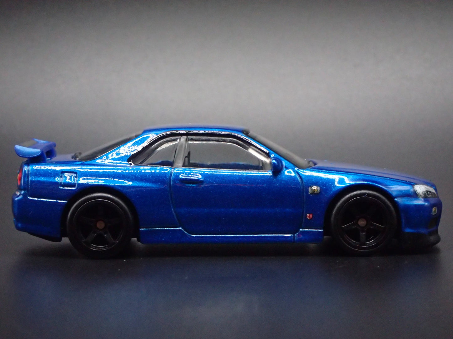 1999-2002 NISSAN SKYLINE GT-RV-SPEC II BNR34 BLUE 1:64 SCALE DIECAST MODEL CAR