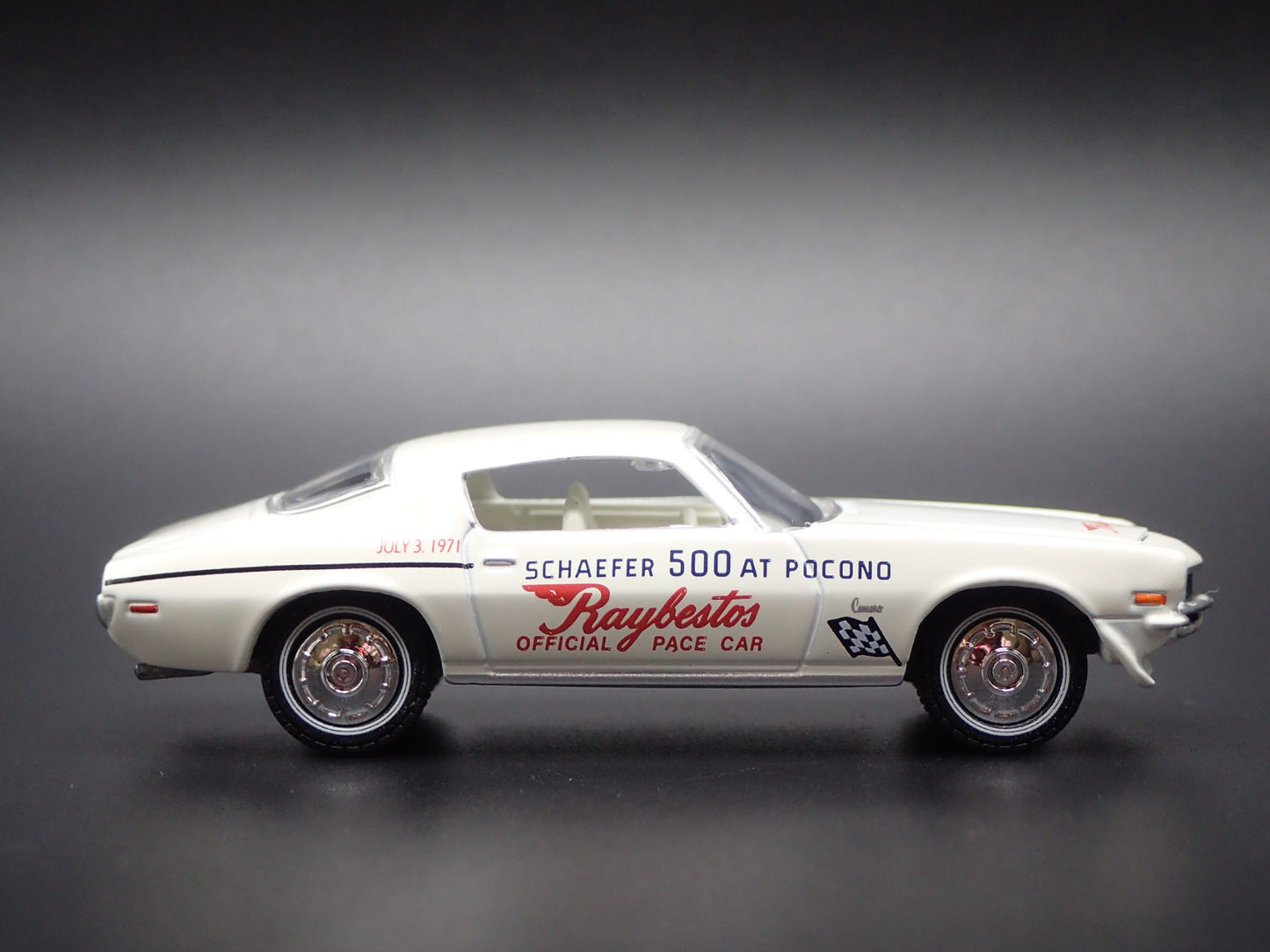1971 71 CHEVY CHEVROLET CAMARO RAYBESTOS 500 POCONO 1:64 SCALE DIECAST MODEL CAR