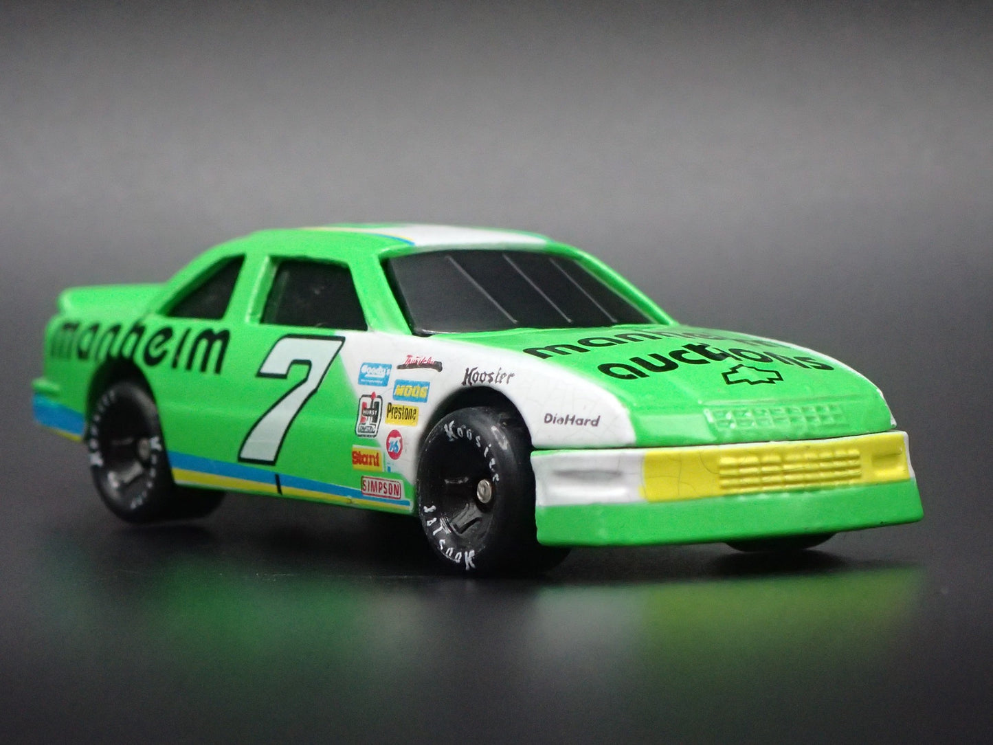 1994 94 CHEVY LUMINA 7 HARRY GANT MANHEIM NASCAR 1:64 SCALE DIECAST MODEL CAR