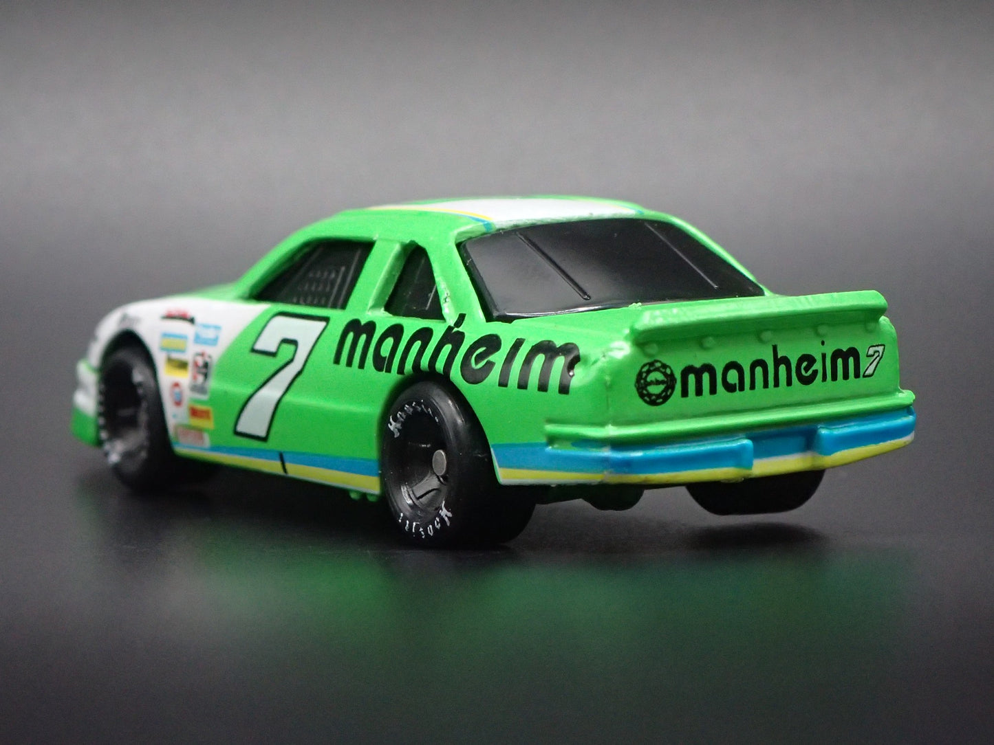 1994 94 CHEVY LUMINA 7 HARRY GANT MANHEIM NASCAR 1:64 SCALE DIECAST MODEL CAR