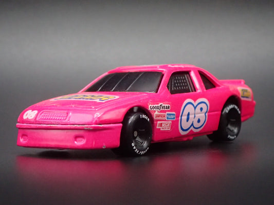 1992 92 CHEVY LUMINA 8 BOBBY DOTTER TEAM R NASCAR 1:64 SCALE DIECAST MODEL CAR