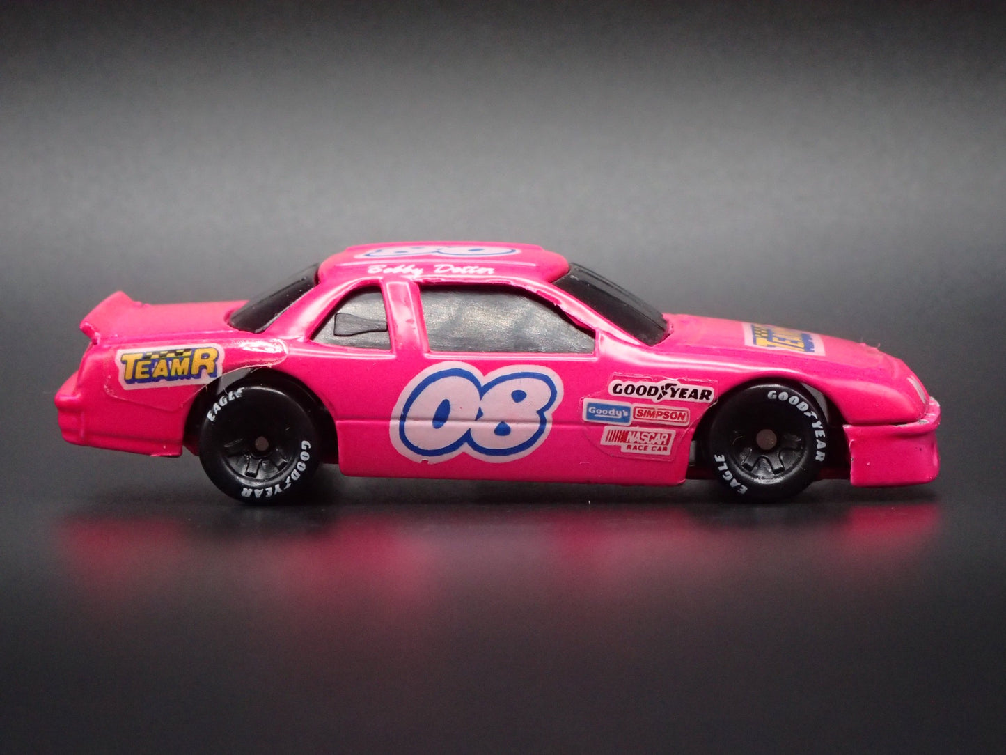1992 92 CHEVY LUMINA 8 BOBBY DOTTER TEAM R NASCAR 1:64 SCALE DIECAST MODEL CAR