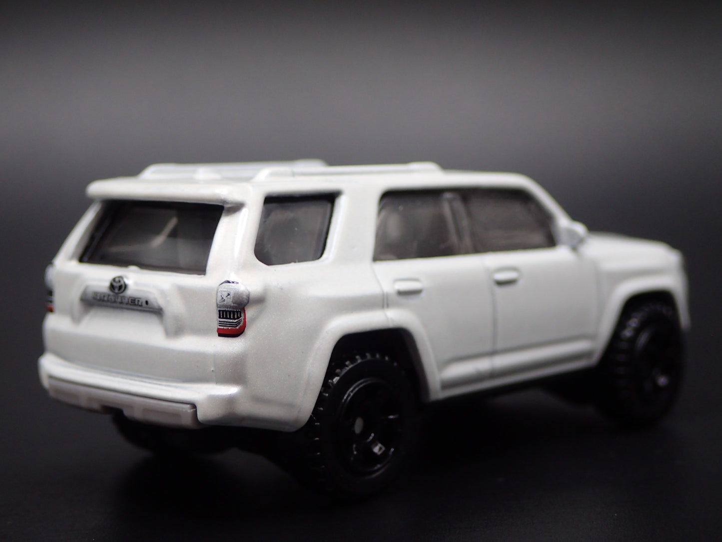 2010-2024 TOYOTA 4RUNNER SUV 1/64 SCALE COLLECTIBLE DIORAMA DIECAST MODEL TRUCK