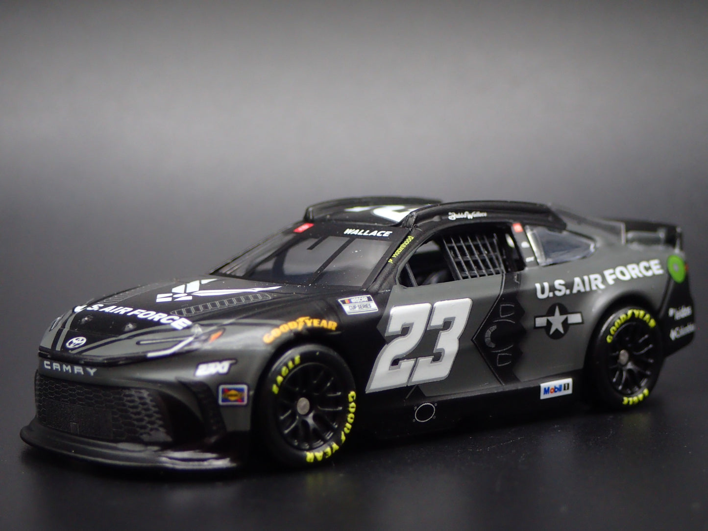 2025 TOYOTA CAMRY 23 BUBBA WALLACE AIR FORCE NASCAR 1:64 SCALE DIECAST MODEL CAR