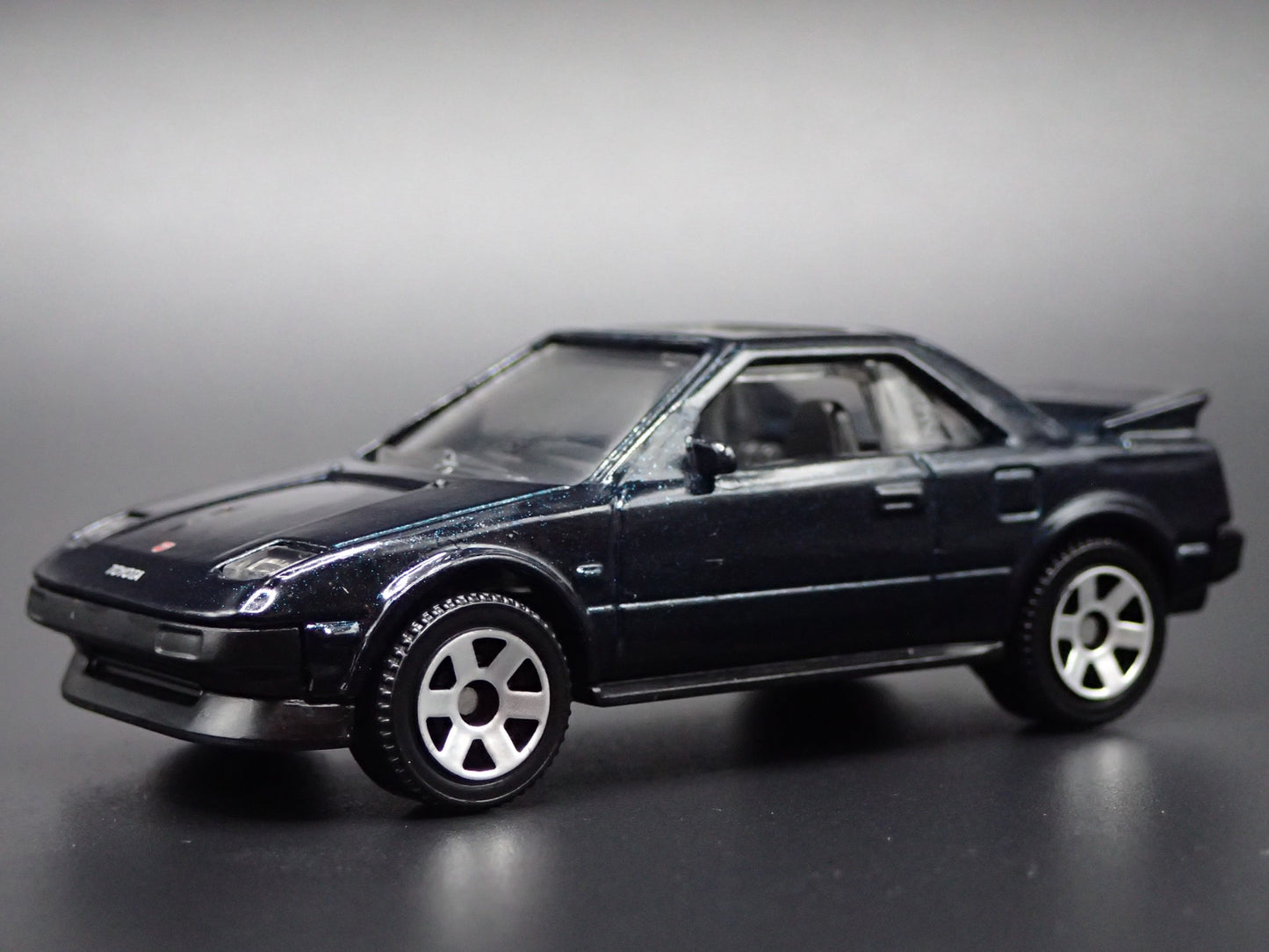 1984-1989 TOYOTA MR2 LIGHTS DOWN BLUE 1/64 SCALE COLLECTIBLE DIECAST MODEL CAR