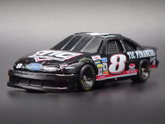 1994 94 FORD THUNDERBIRD 8 KENNY WALLACE TIC NASCAR 1:64 SCALE DIECAST MODEL CAR