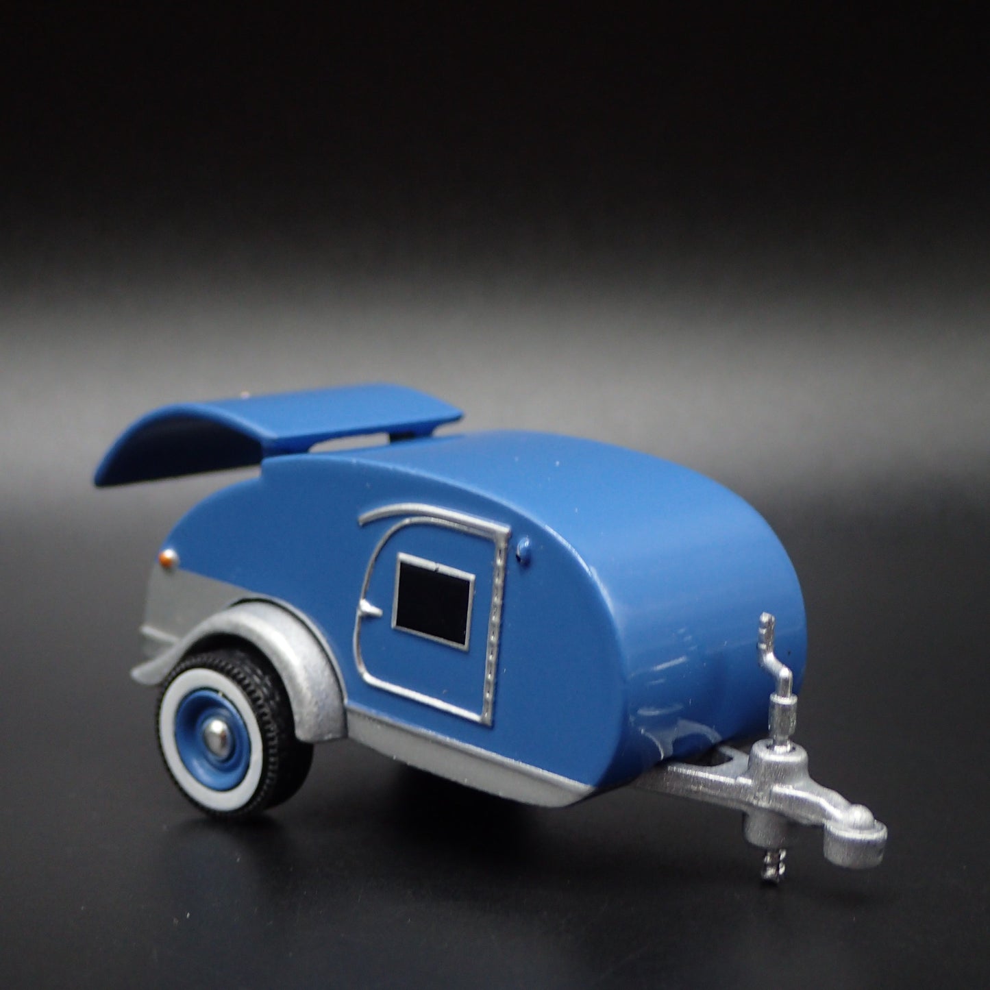 TEARDROP TRAVEL TRAILER CAMPER CANNED HAM 1:64 SCALE DIORAMA DIECAST MODEL CAR