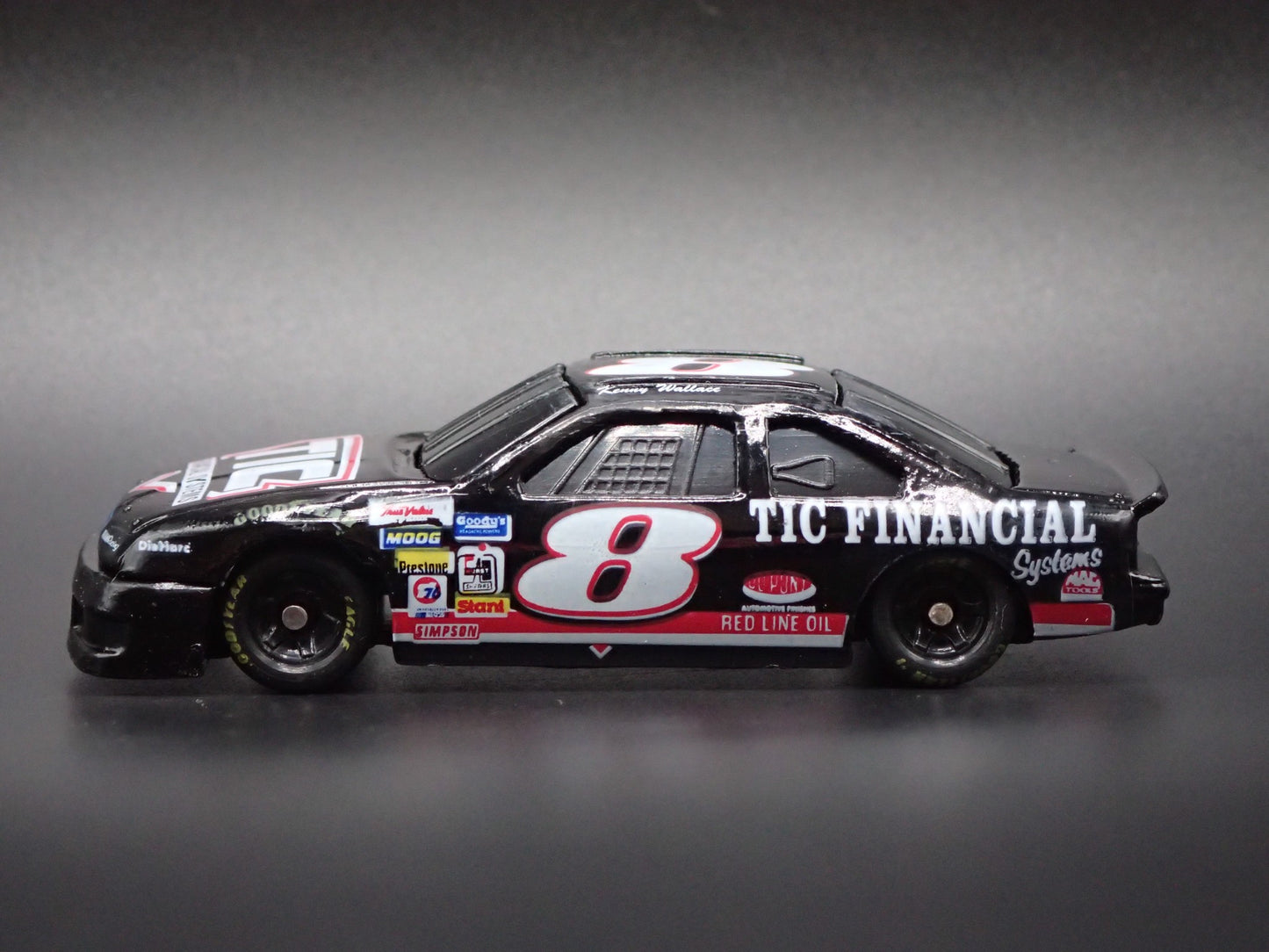 1994 94 FORD THUNDERBIRD 8 KENNY WALLACE TIC NASCAR 1:64 SCALE DIECAST MODEL CAR