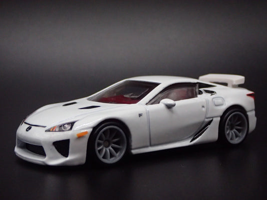 2010-2012 LEXUS LFA SUPER CAR 1/64 SCALE COLLECTIBLE DIORAMA DIECAST MODEL CAR