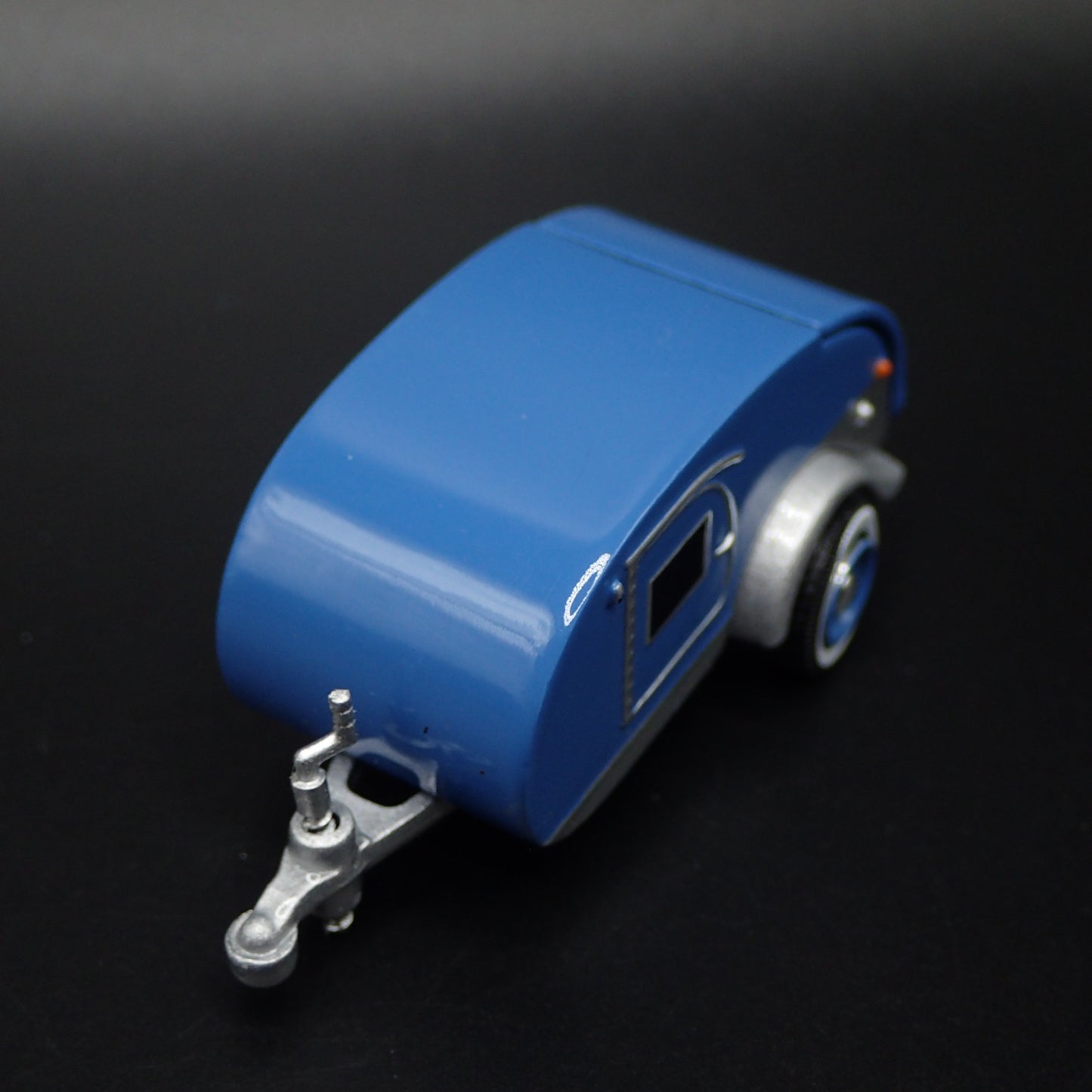 TEARDROP TRAVEL TRAILER CAMPER CANNED HAM 1:64 SCALE DIORAMA DIECAST MODEL CAR