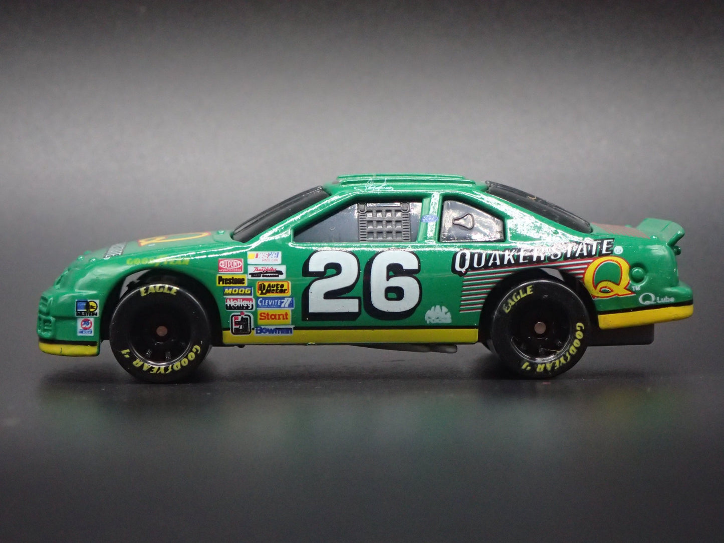 1995 95 FORD THUNDERBIRD STEVE KINSER NASCAR 1:64 SCALE DIECAST MODEL CAR