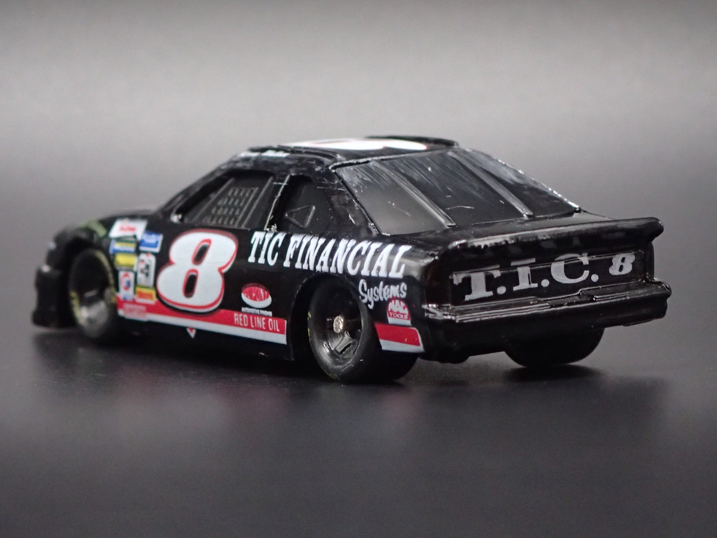 1994 94 FORD THUNDERBIRD 8 KENNY WALLACE TIC NASCAR 1:64 SCALE DIECAST MODEL CAR