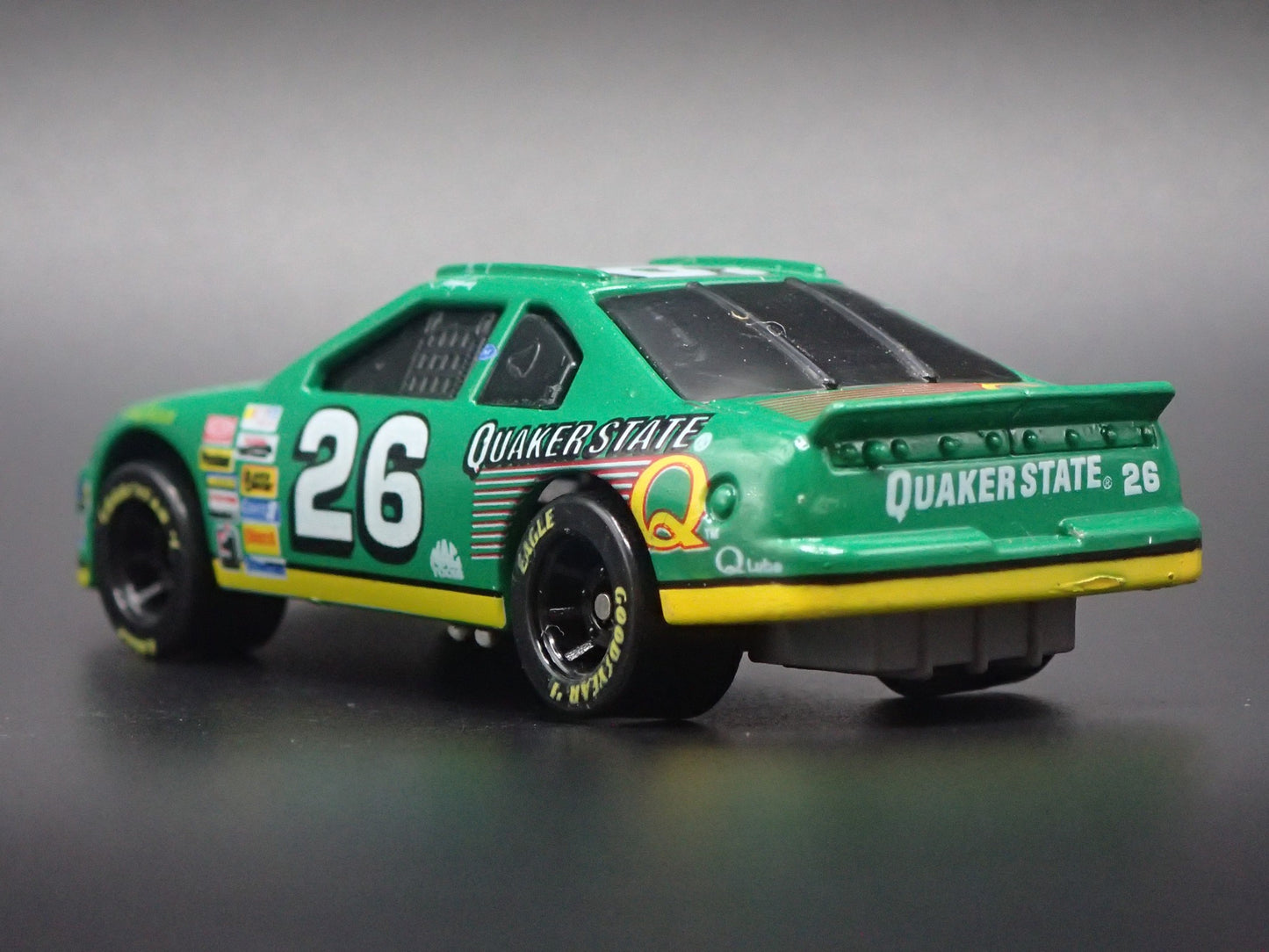 1995 95 FORD THUNDERBIRD STEVE KINSER NASCAR 1:64 SCALE DIECAST MODEL CAR