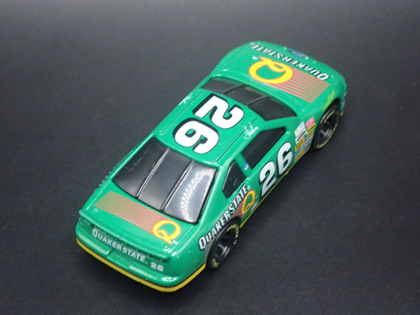1995 95 FORD THUNDERBIRD STEVE KINSER NASCAR 1:64 SCALE DIECAST MODEL CAR