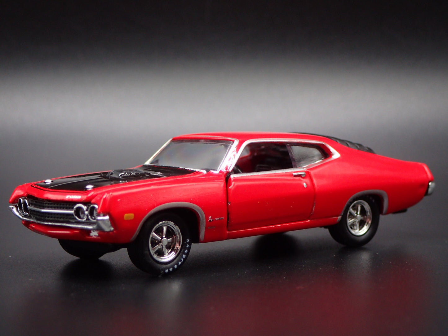 1970 70 FORD TORINO COBRA RED 1:64 SCALE COLLECTIBLE DIORAMA DIECAST MODEL CAR