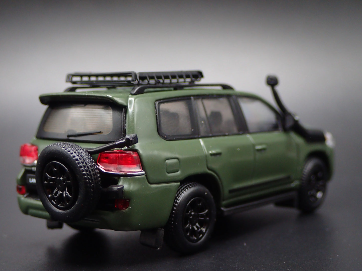 2008-2021 TOYOTA LAND CRUISER 200 SERIES GREEN 1/64 SCALE DIECAST MODEL CAR