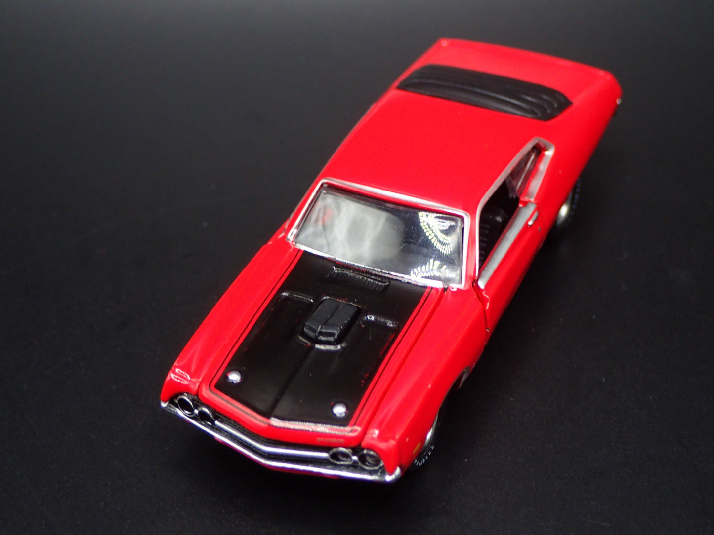 1970 70 FORD TORINO COBRA RED 1:64 SCALE COLLECTIBLE DIORAMA DIECAST MODEL CAR