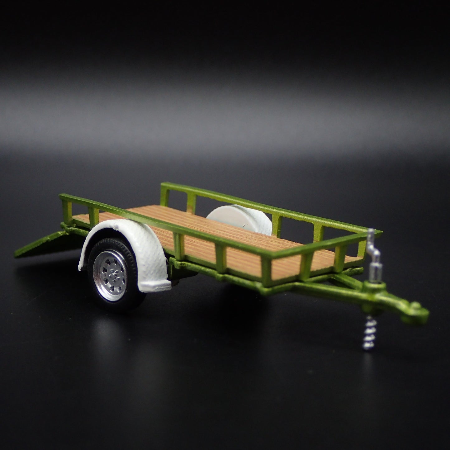 UTILITY TRAILER RUBBER TIRES with WORKING RAMPS 1:64 SCALE DIORAMA DIECAST MODEL