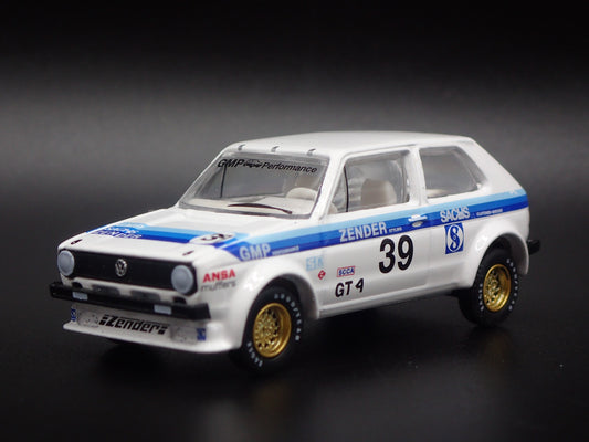 1975 75 VW VOLKSWAGEN RABBIT MK1 WHITE 1:64 SCALE DIORAMA DIECAST MODEL CAR