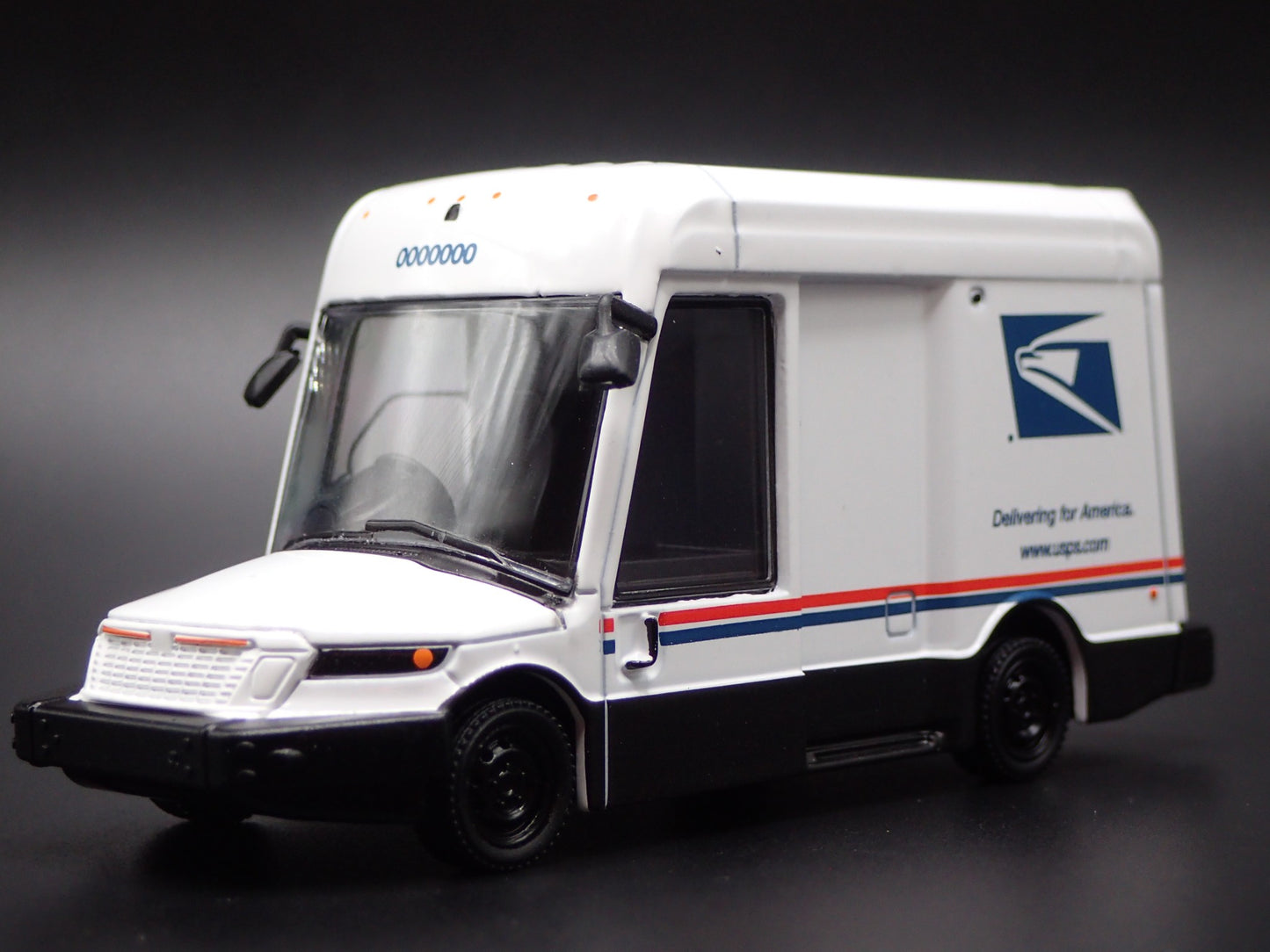 USPS UNITED STATES POSTAL SERVICE DELIVERY TRUCK NGDV 1:64 SCALE DIECAST MODEL