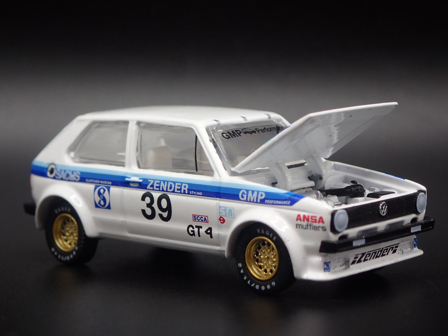 1975 75 VW VOLKSWAGEN RABBIT MK1 WHITE 1:64 SCALE DIORAMA DIECAST MODEL CAR