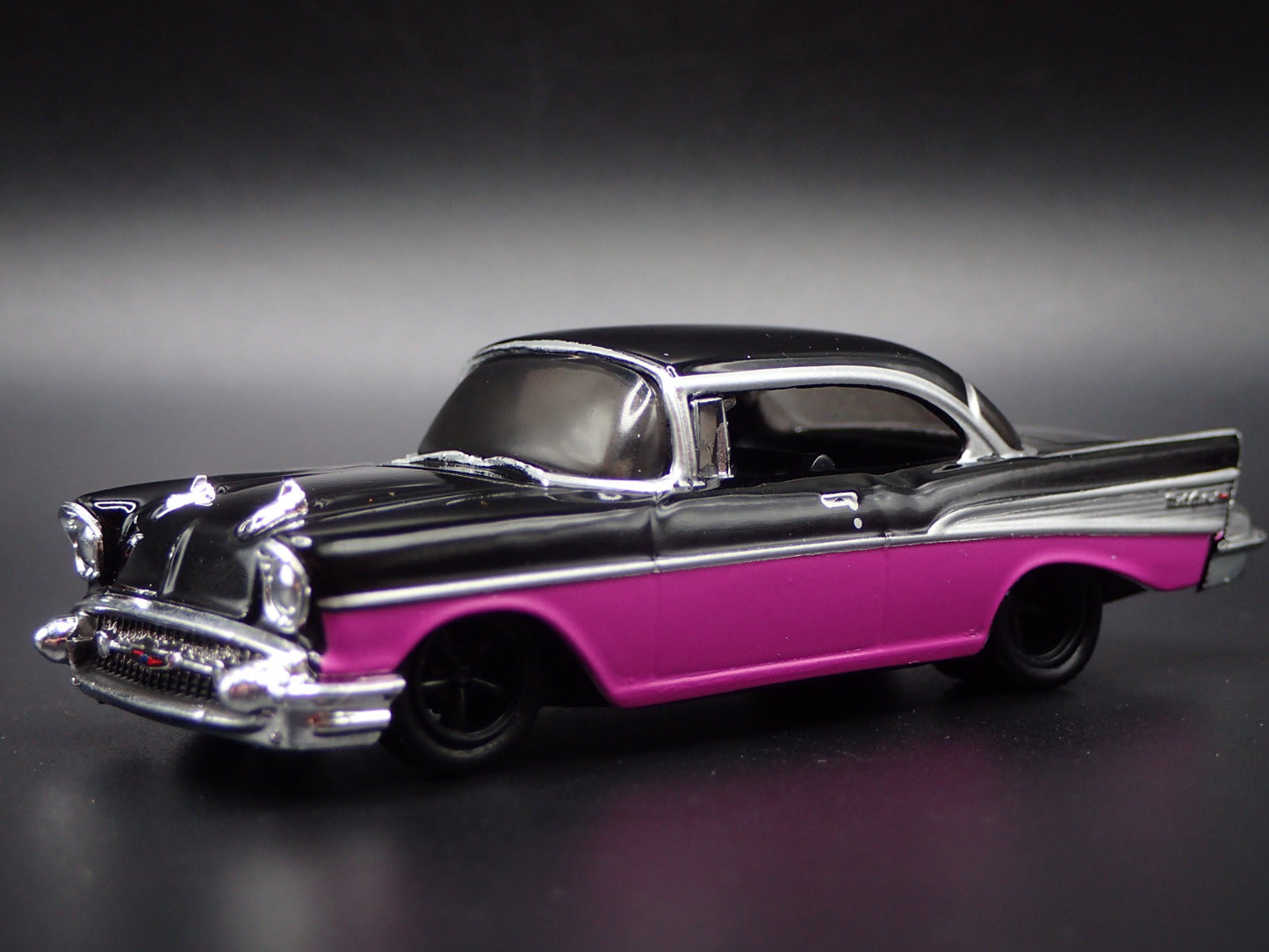 1957 57 CHEVY CHEVROLET BEL AIR PINK 1:64 SCALE COLLECTIBLE DIECAST MODEL CAR