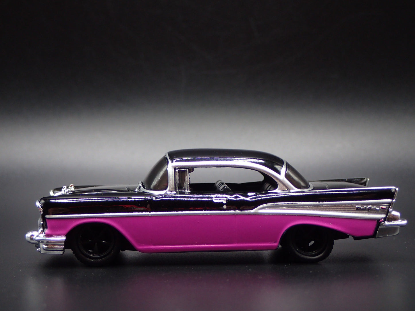 1957 57 CHEVY CHEVROLET BEL AIR PINK 1:64 SCALE COLLECTIBLE DIECAST MODEL CAR
