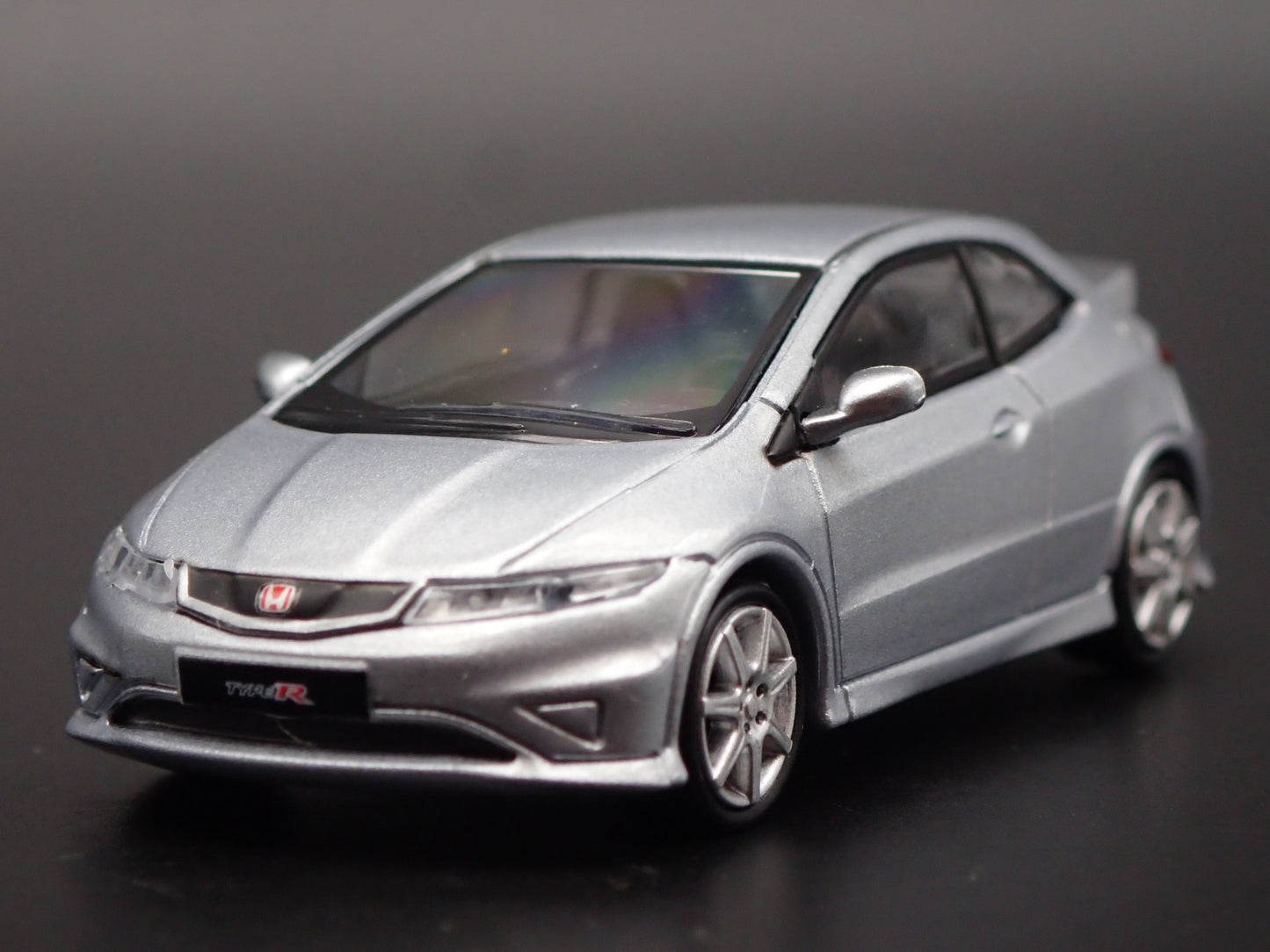2007-2011 HONDA CIVIC TYPE R FN2 EURO 1:64 SCALE DIORAMA DIECAST MODEL CAR