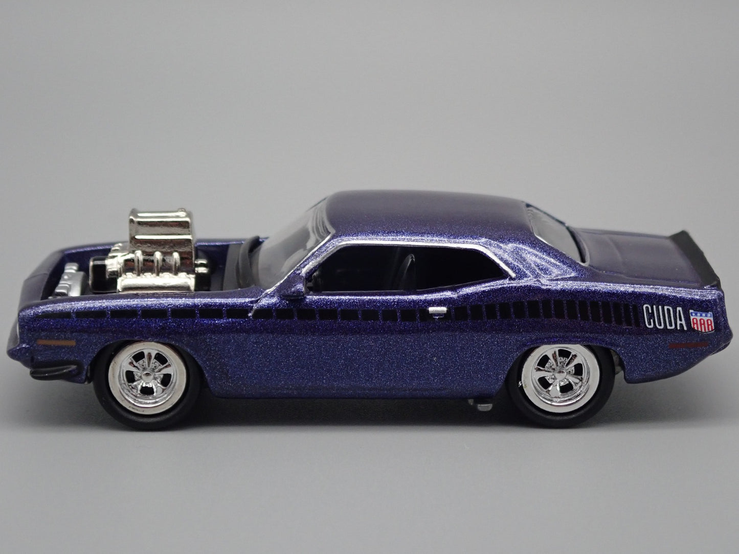 1970 70 PLYMOUTH AAR CUDA PURPLE 1:64 SCALE COLLECTIBLE DIECAST MODEL CAR