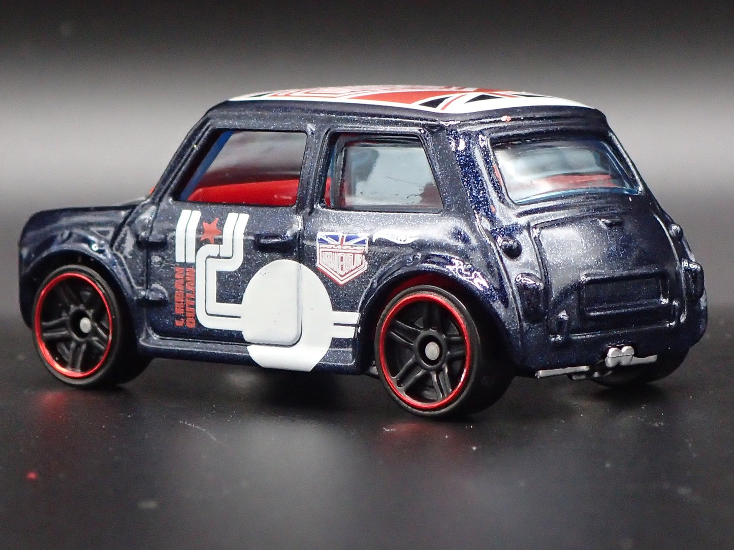 1969-1976 MINI COOPER OUTLAW MARK III 1:64 SCALE COLLECTIBLE DIECAST MODEL CAR