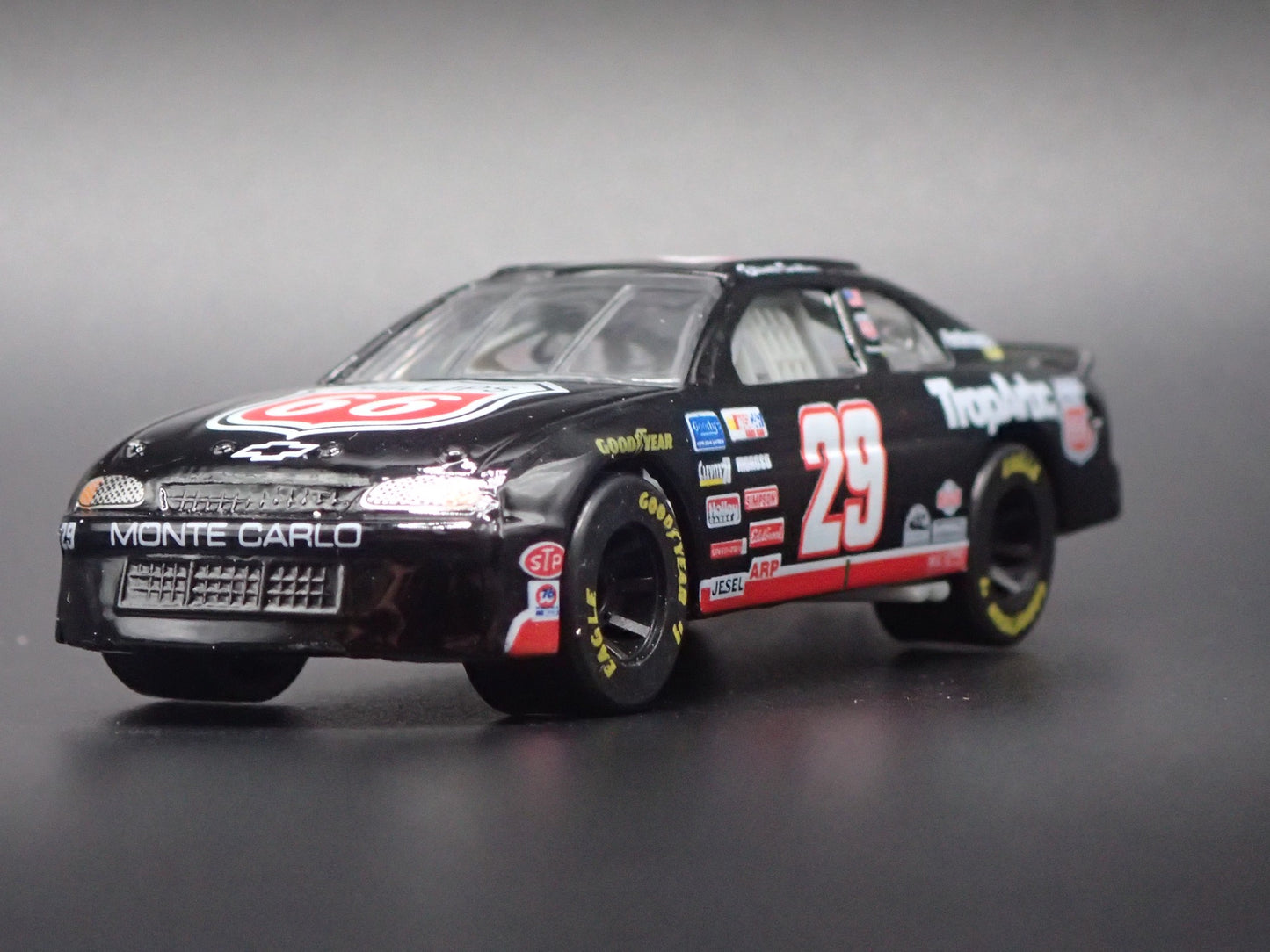 1997 97 CHEVY MONTE CARLO 29 ELLIOT SADLER NASCAR 1:64 SCALE DIECAST MODEL CAR