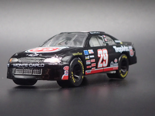 1997 97 CHEVY MONTE CARLO 29 ELLIOT SADLER NASCAR 1:64 SCALE DIECAST MODEL CAR