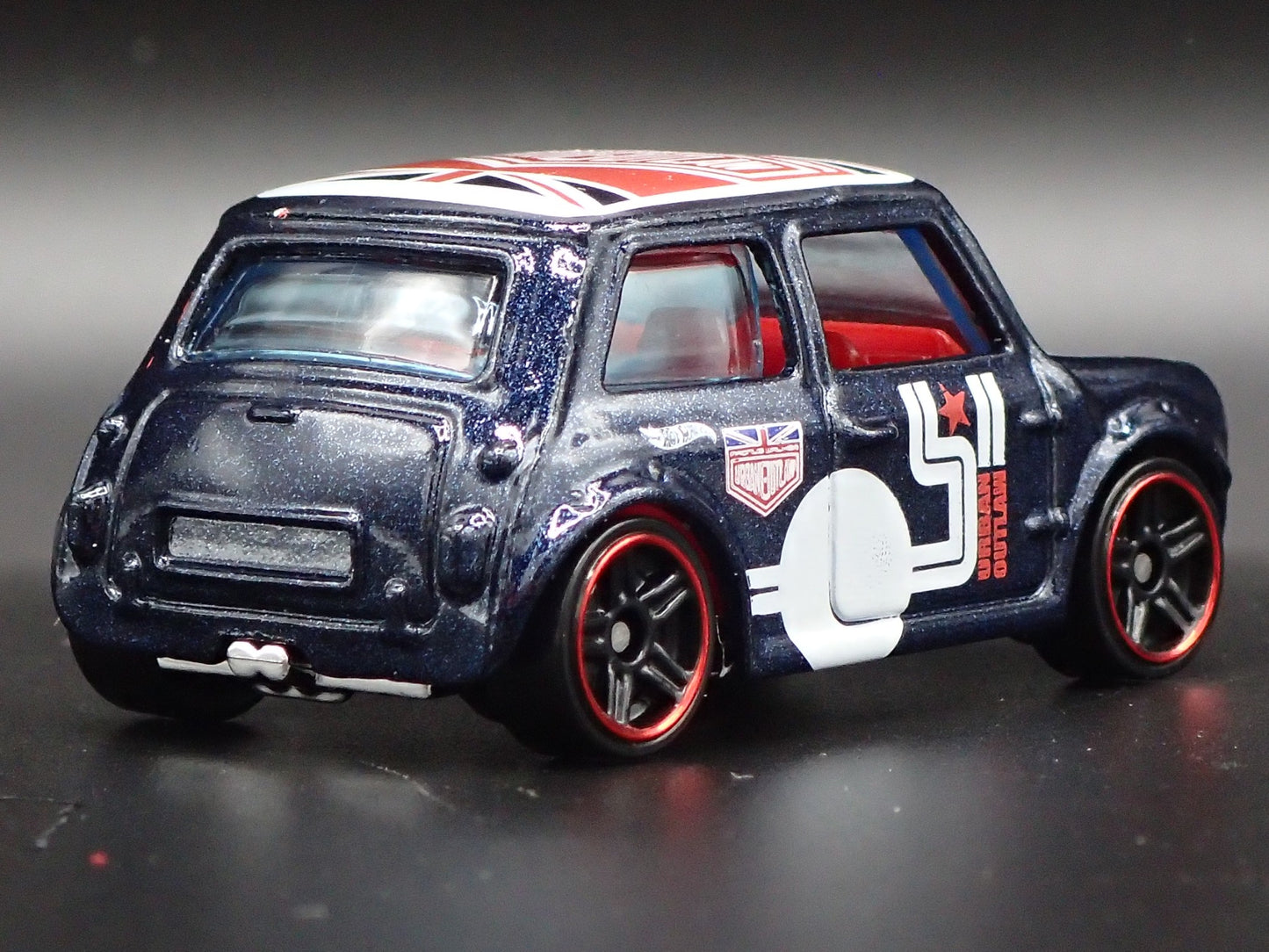 1969-1976 MINI COOPER OUTLAW MARK III 1:64 SCALE COLLECTIBLE DIECAST MODEL CAR