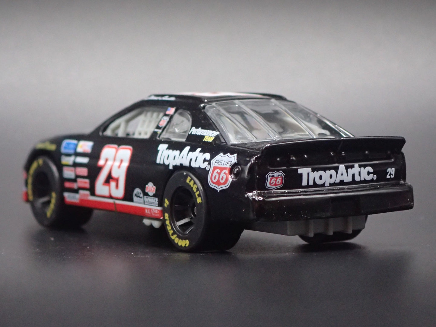 1997 97 CHEVY MONTE CARLO 29 ELLIOT SADLER NASCAR 1:64 SCALE DIECAST MODEL CAR