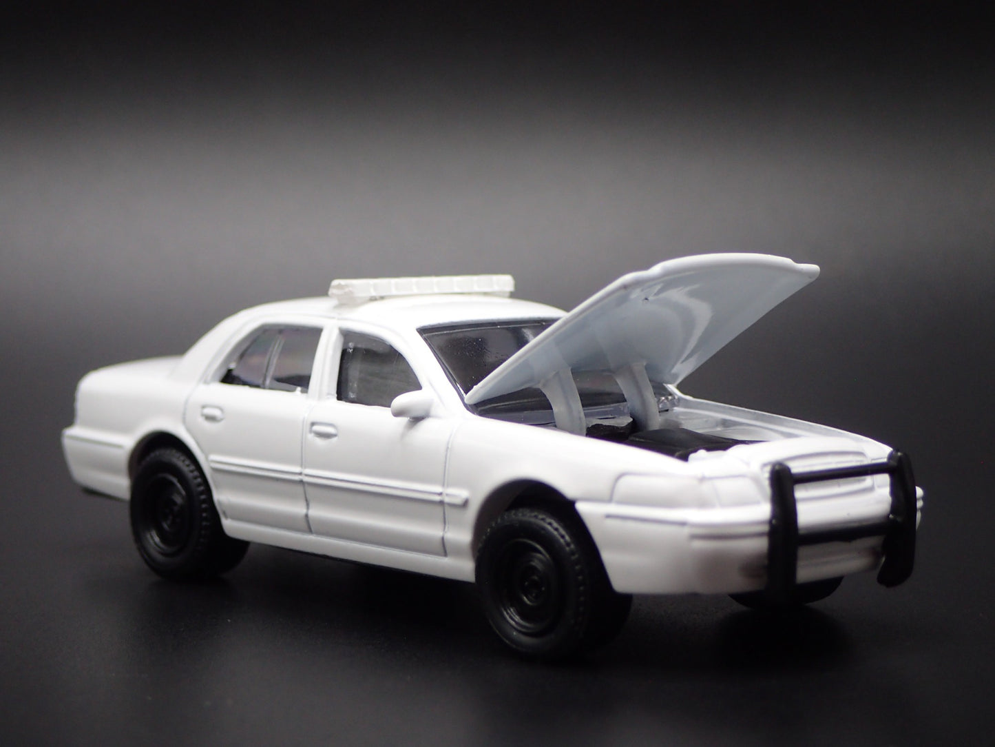 1998-2009 FORD CROWN VICTORIA POLICE INTERCEPTOR 1:64 SCALE DIECAST MODEL CAR