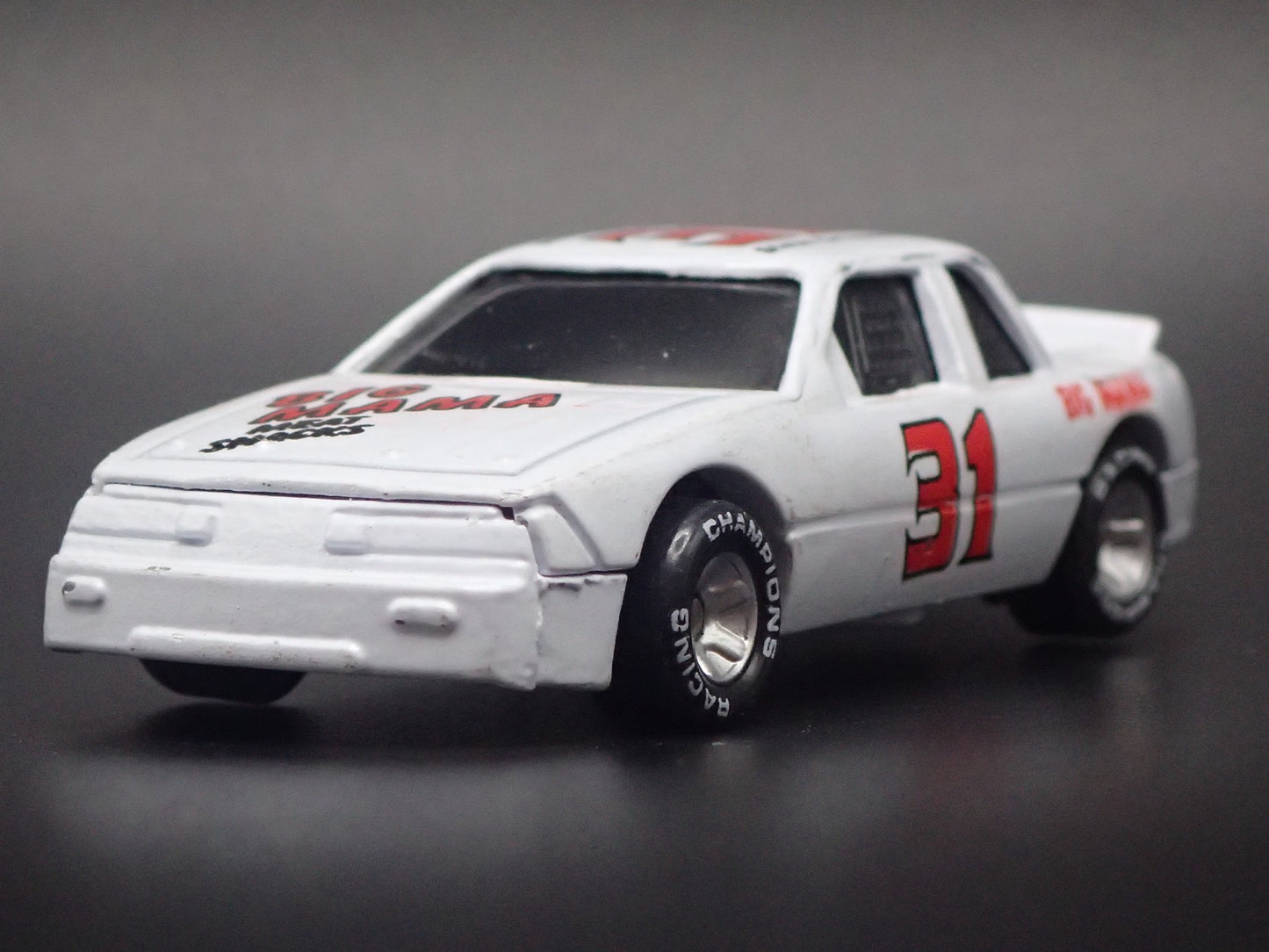 1991 91 OLDSMOBILE CUTLASS 31 STEVE GRISSOM NASCAR 1:64 SCALE DIECAST MODEL CAR