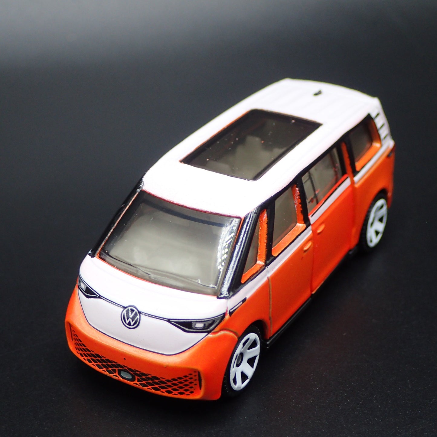 2025 2026 VW VOLKSWAGEN ID BUZZ ELECTRIC CAR ORANGE 1:64 SCALE DIECAST MODEL CAR