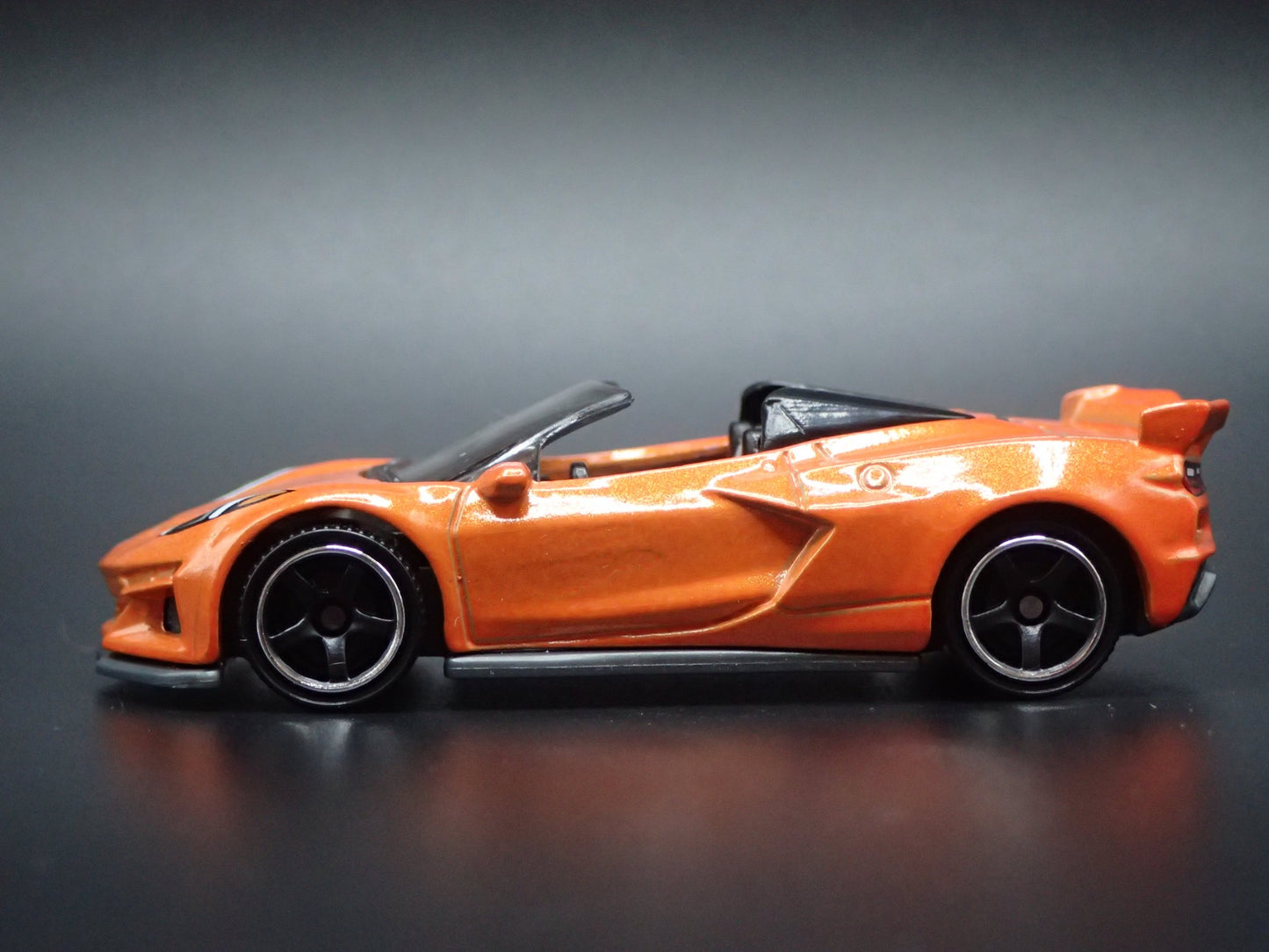 2020-2026 CHEVROLET CORVETTE C8 ZO6 CONVERTIBLE 1:64 SCALE DIECAST MODEL CAR