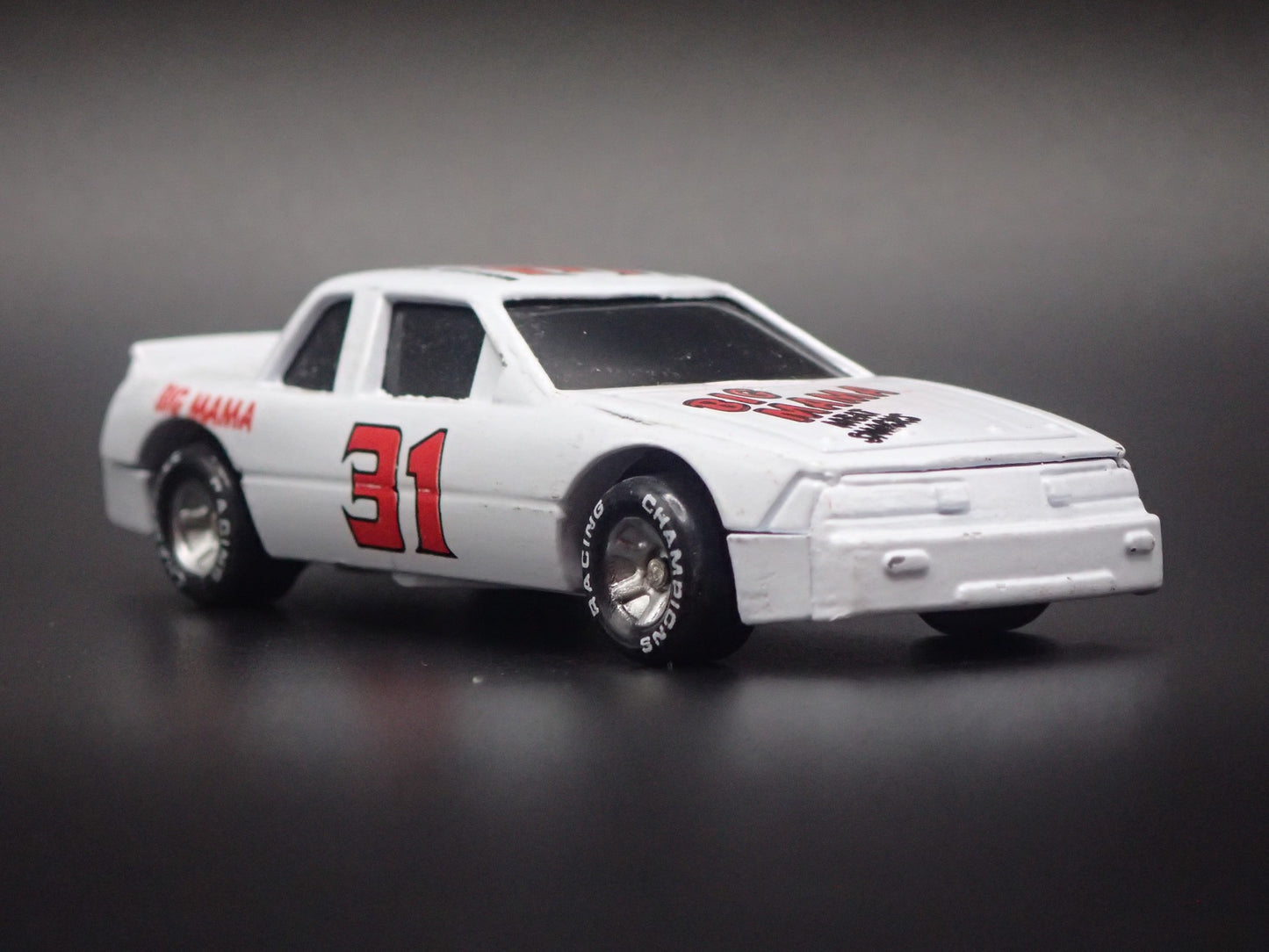 1991 91 OLDSMOBILE CUTLASS 31 STEVE GRISSOM NASCAR 1:64 SCALE DIECAST MODEL CAR
