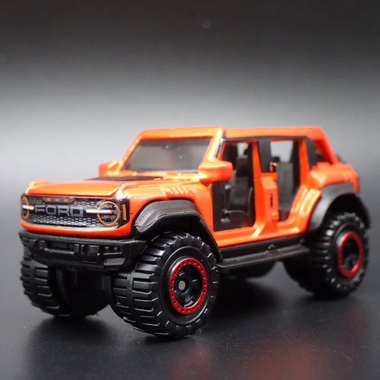 2022-2026 FORD BRONCO RAPTOR 4 FOUR DOOR 1:64 SCALE DIORAMA DIECAST MODEL CAR