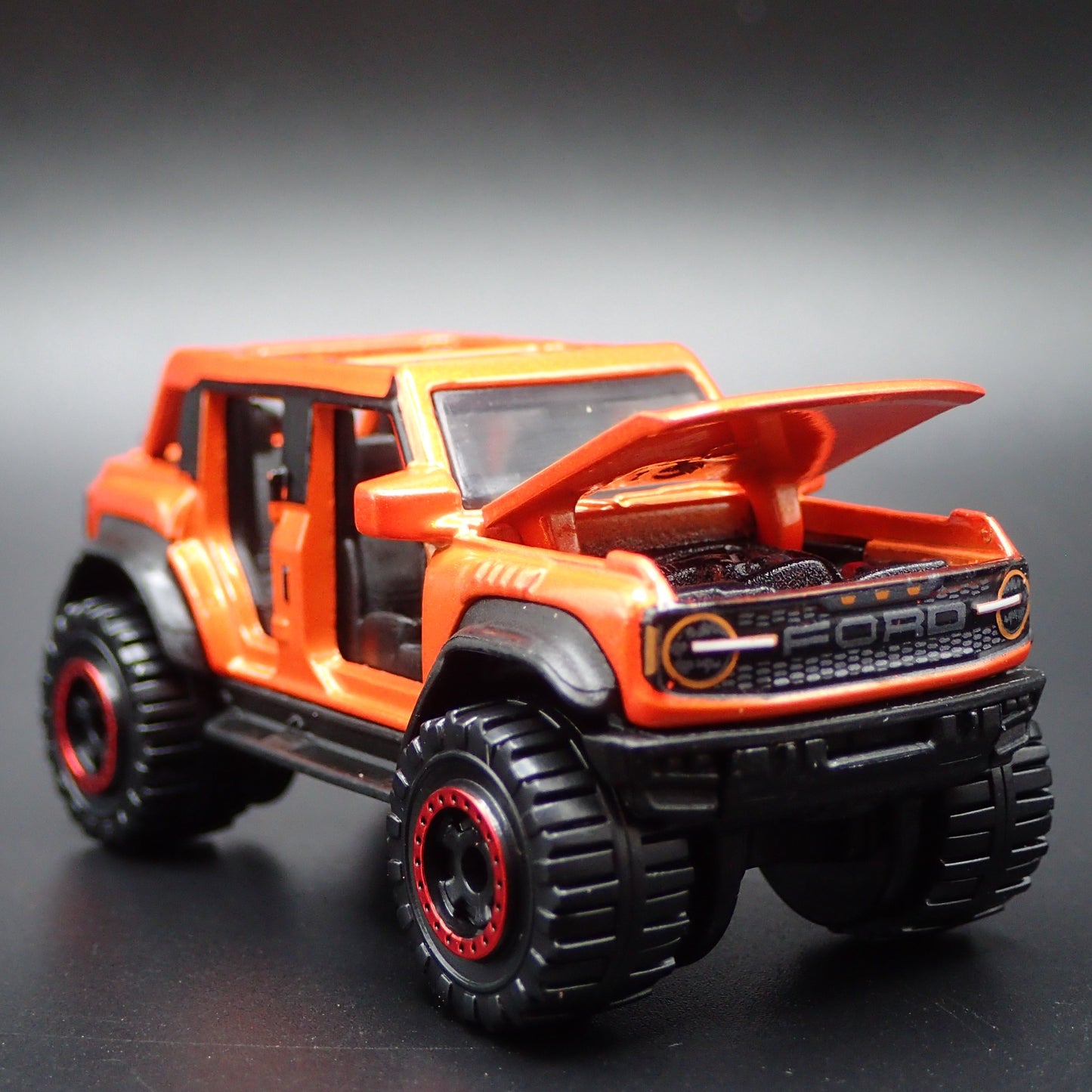2022-2026 FORD BRONCO RAPTOR 4 FOUR DOOR 1:64 SCALE DIORAMA DIECAST MODEL CAR