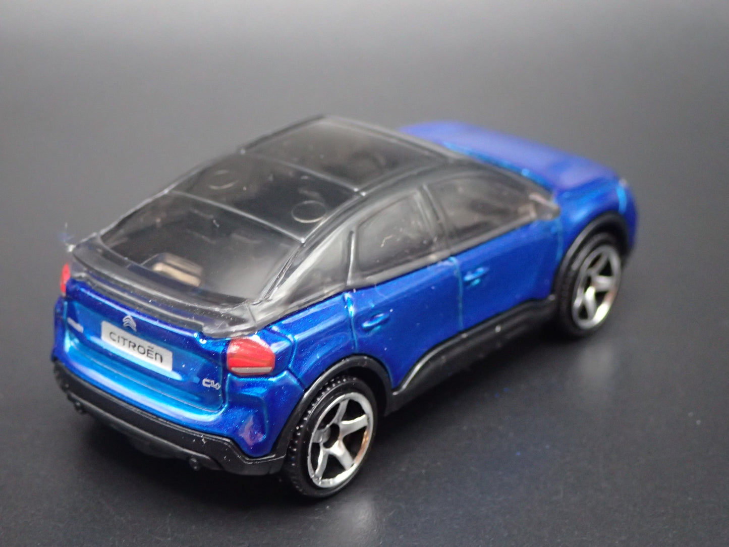 2020-2026 CITROEN E-C4 SUV BLUE 1:64 SCALE COLLECTIBLE DIORAMA DIECAST MODEL CAR
