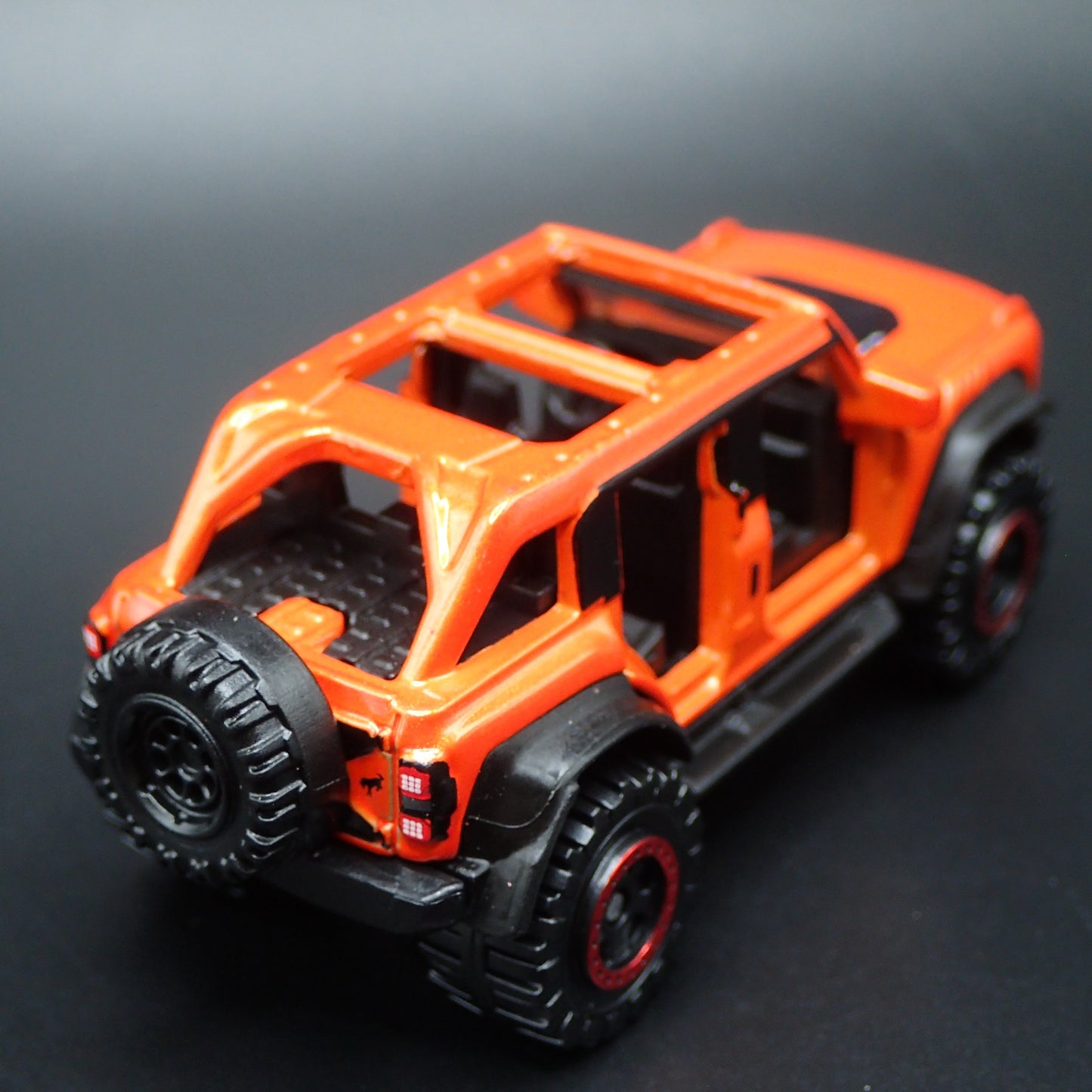 2022-2026 FORD BRONCO RAPTOR 4 FOUR DOOR 1:64 SCALE DIORAMA DIECAST MODEL CAR