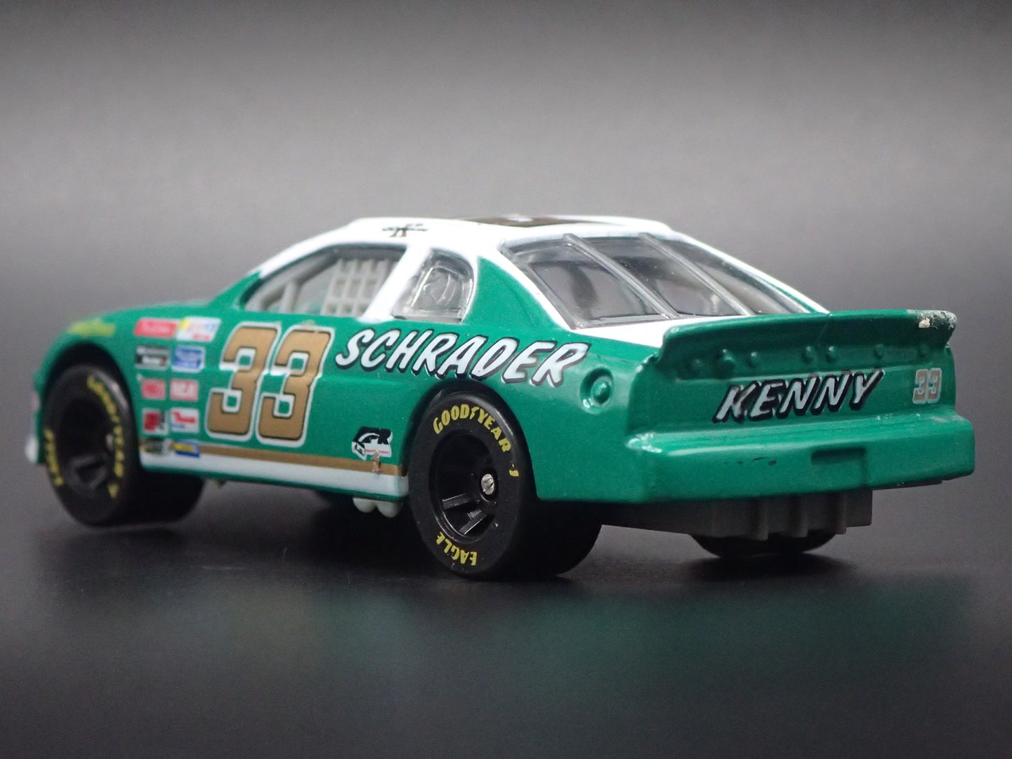 1997 CHEVY CHEVROLET MONTE CARLO 33 KEN SCHRADER NASCAR 1:64 DIECAST MODEL CAR