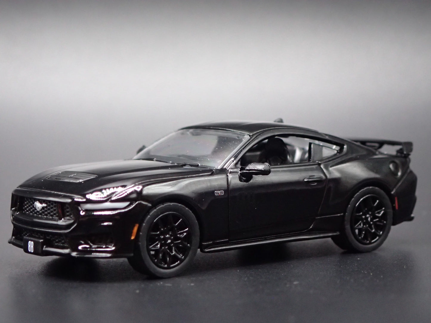 2024-2025 FORD MUSTANG GT COUPE BLACK 1:64 SCALE DIORAMA DIECAST MODEL CAR