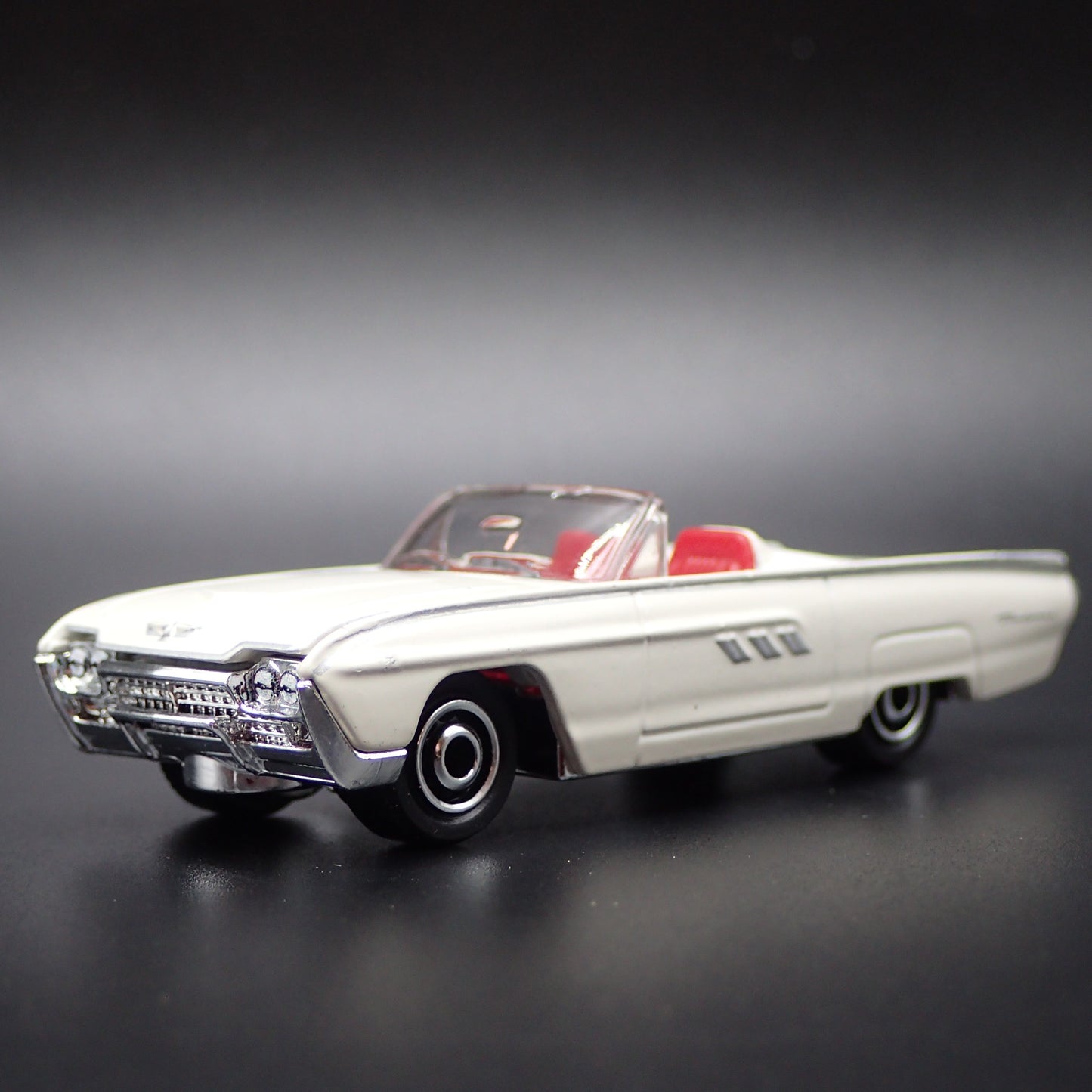 1963 FORD THUNDERBIRD TBIRD CONVERTIBLE 1:64 SCALE COLLECTIBLE DIECAST MODEL CAR